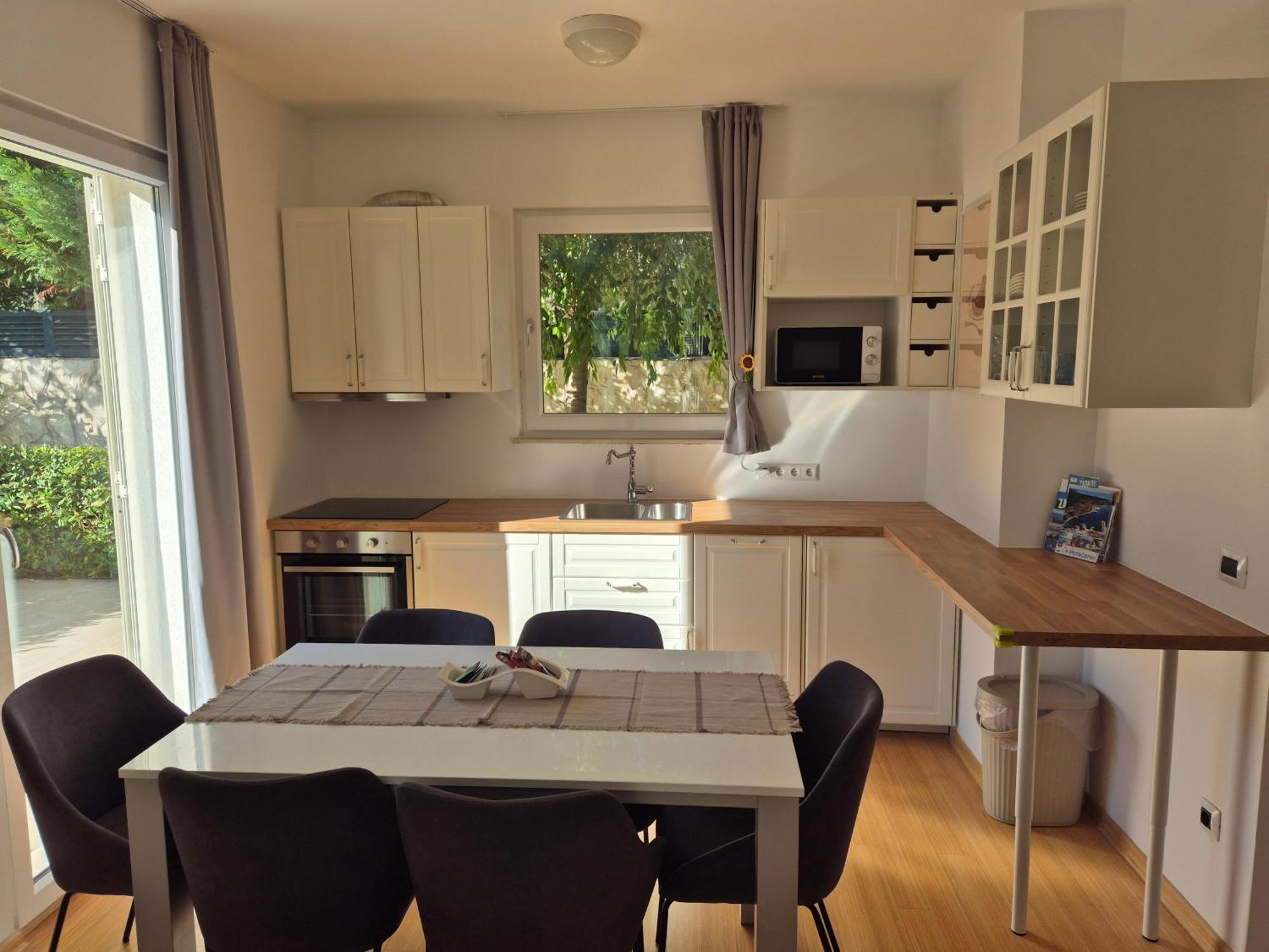 Luxury Two-Floor Apartment In Petrcane With Garden And Pool 外观 照片