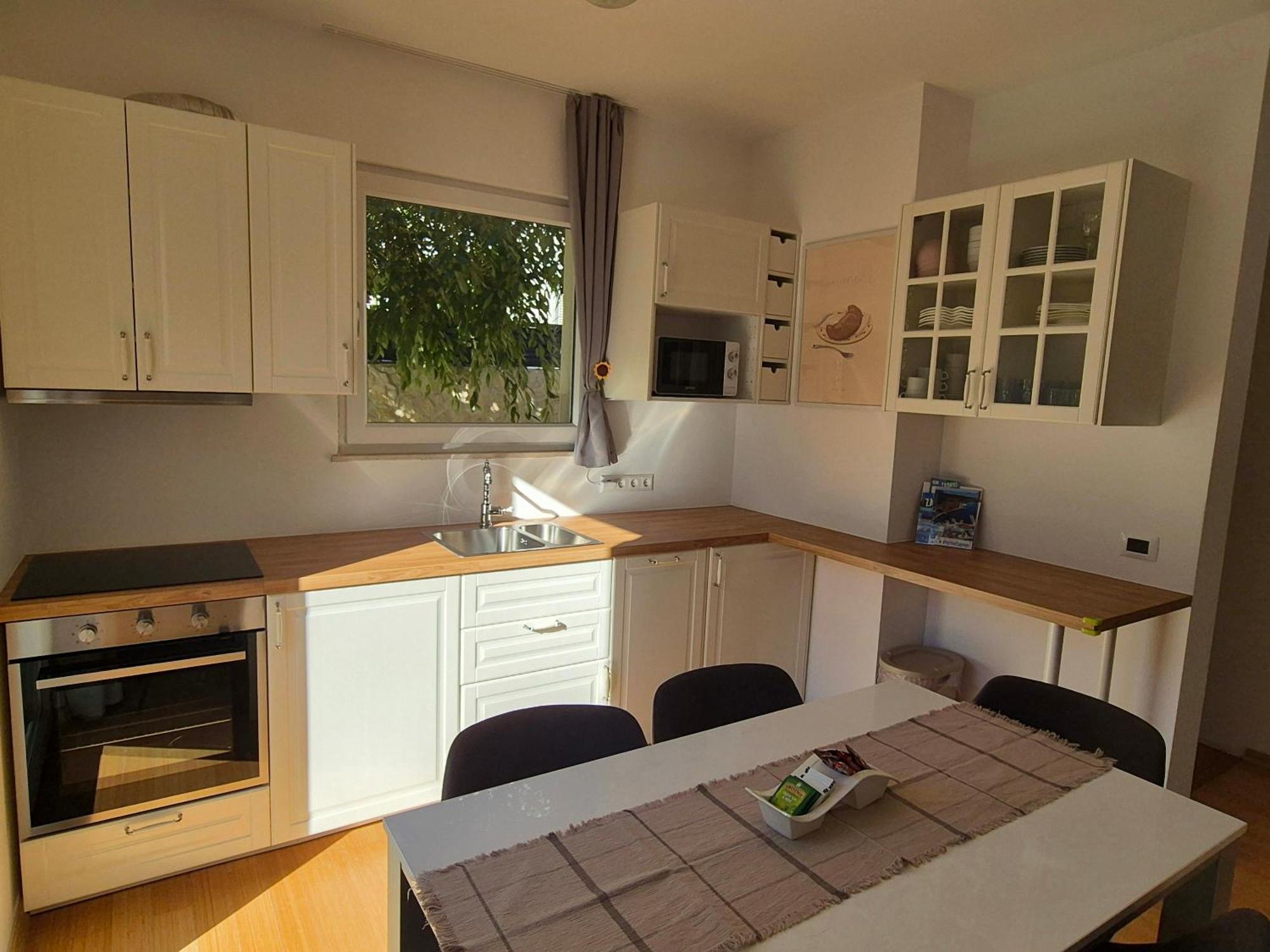 Luxury Two-Floor Apartment In Petrcane With Garden And Pool 外观 照片